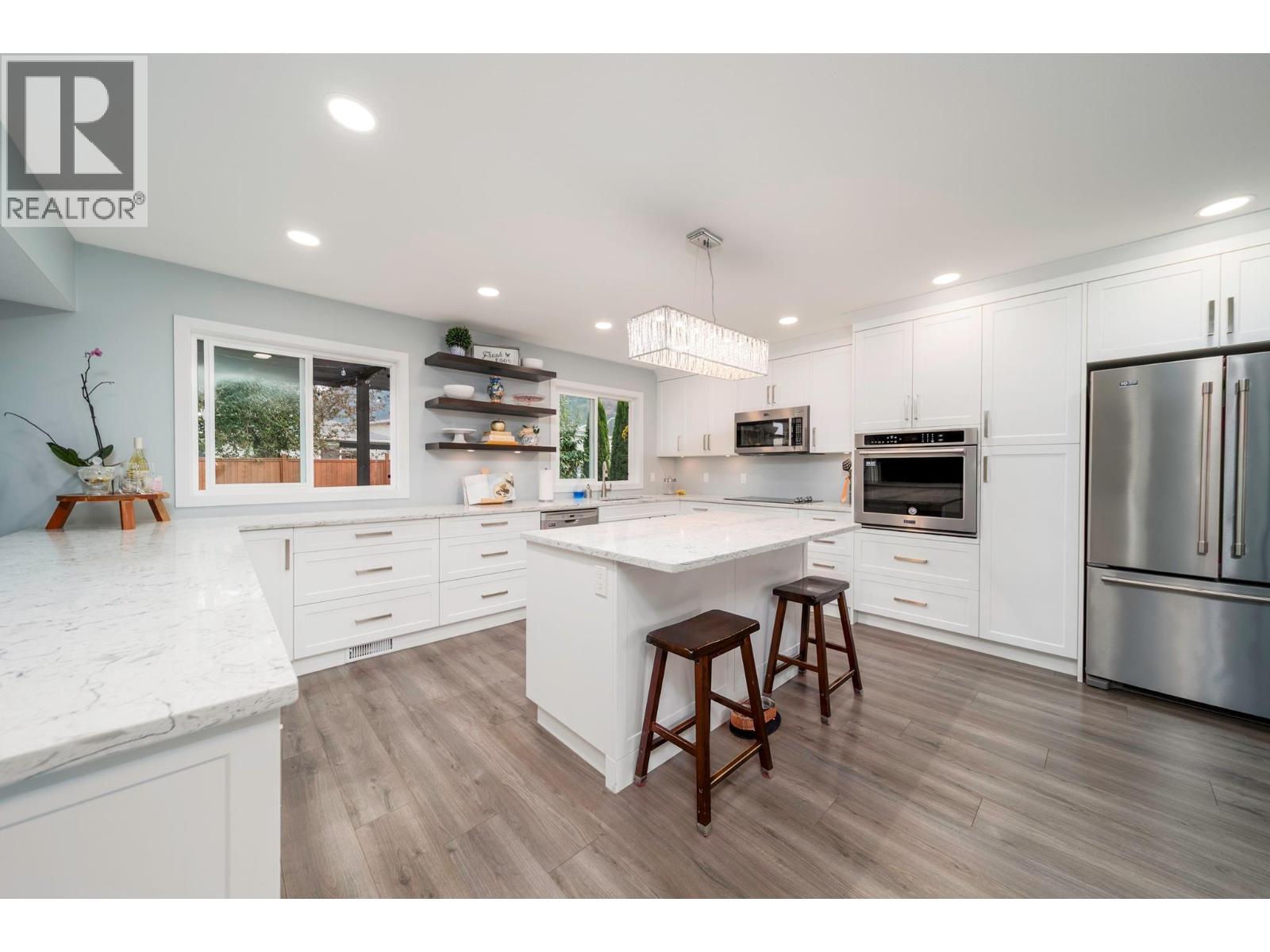  2614 Applegreen Court, West Kelowna