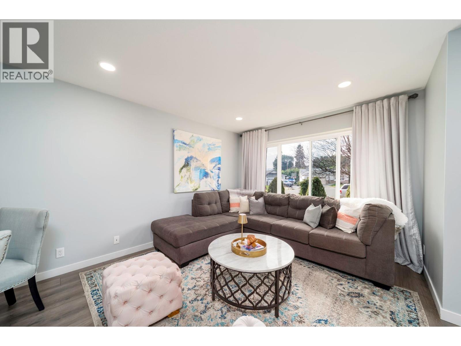  2614 Applegreen Court, West Kelowna