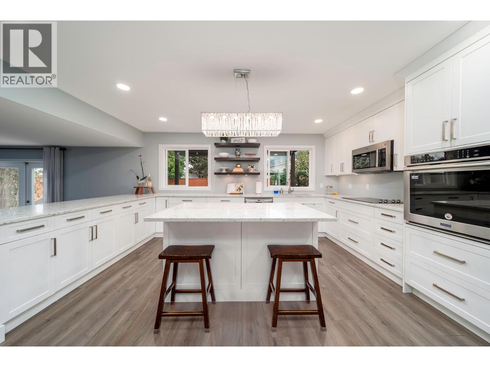  2614 Applegreen Court, West Kelowna