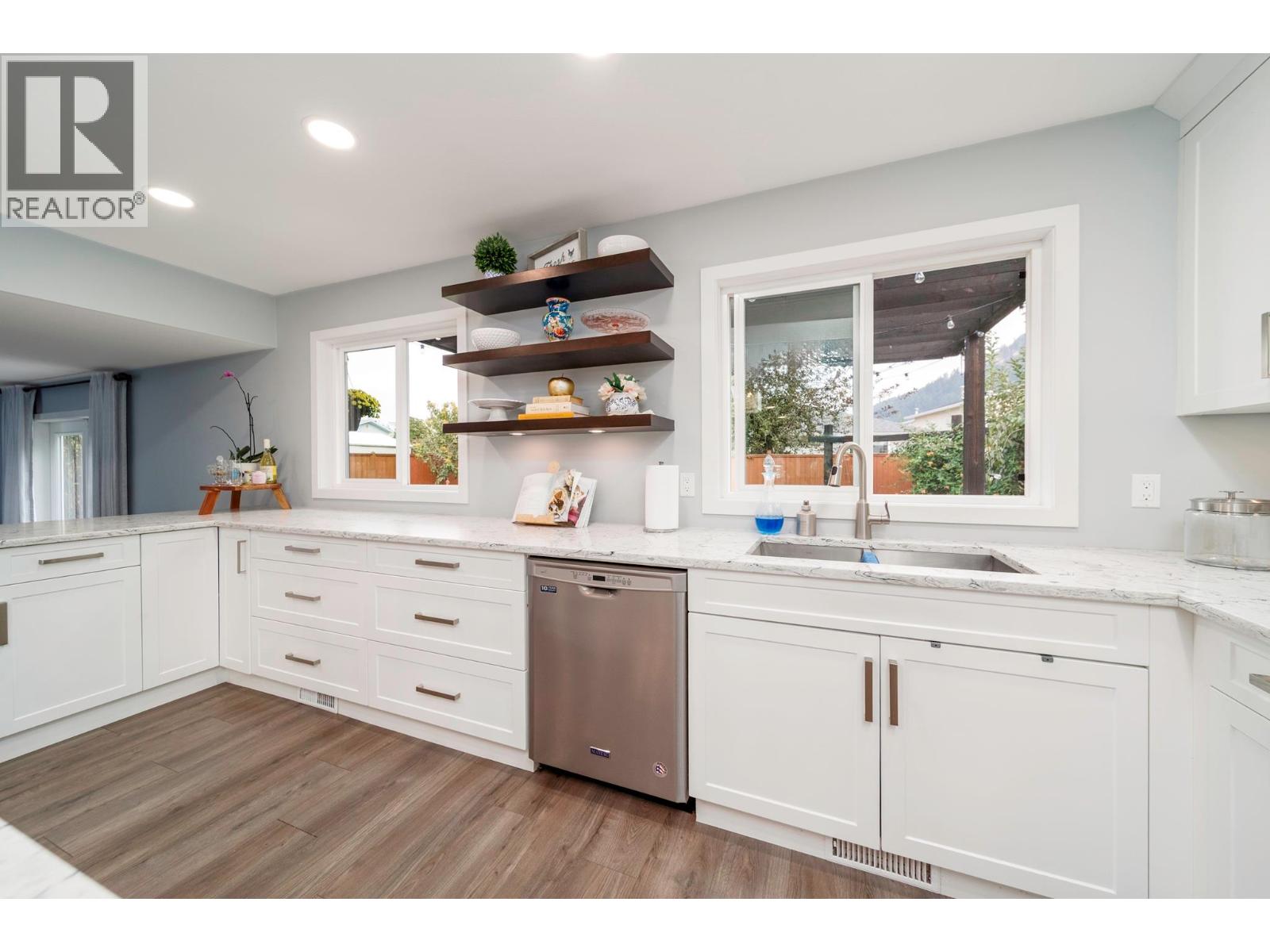  2614 Applegreen Court, West Kelowna