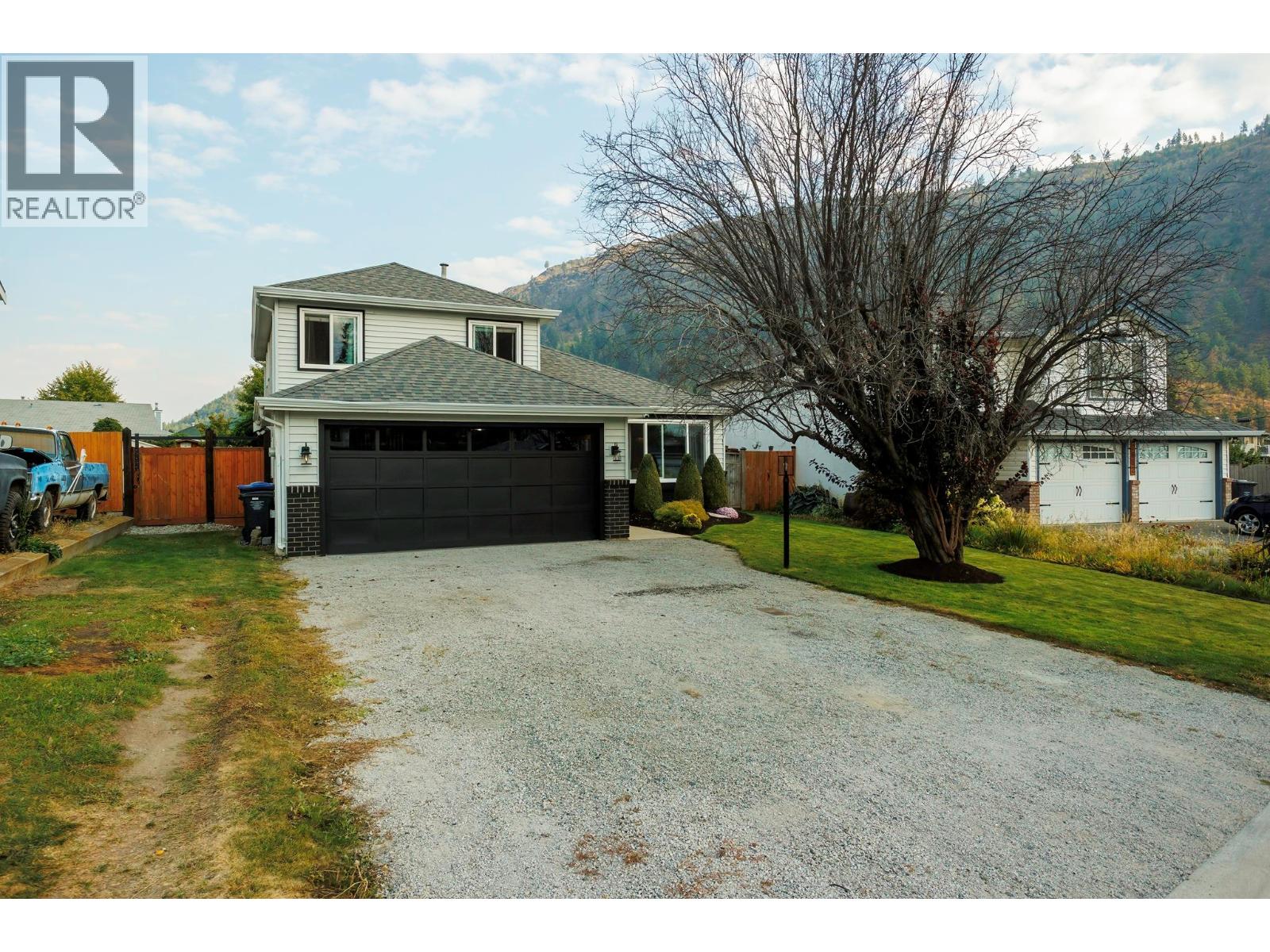  2614 Applegreen Court, West Kelowna