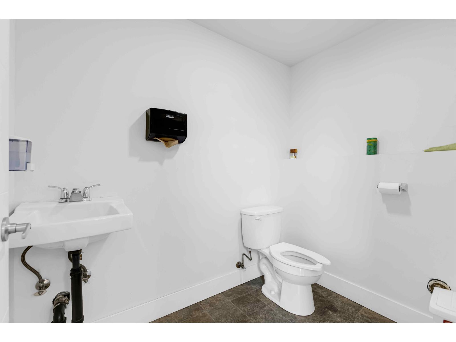 102 6398 120 STREET, Surrey