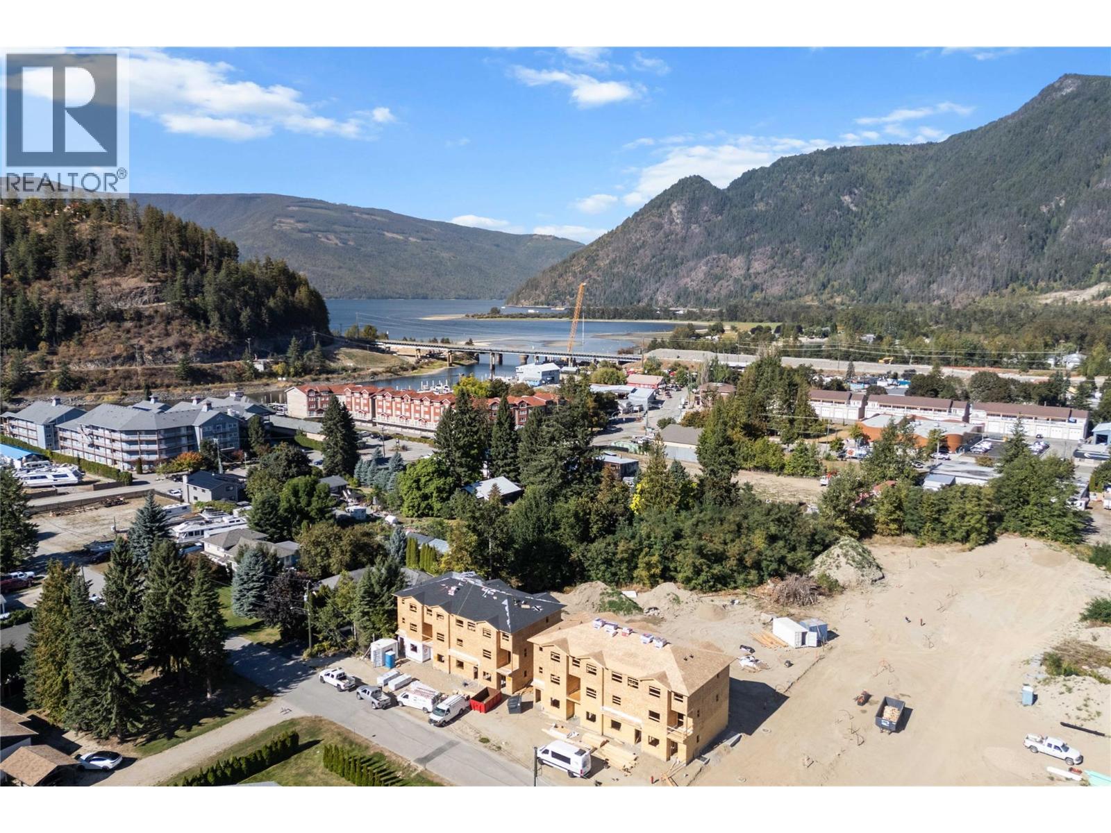222 Temple Street Unit# 3, Sicamous