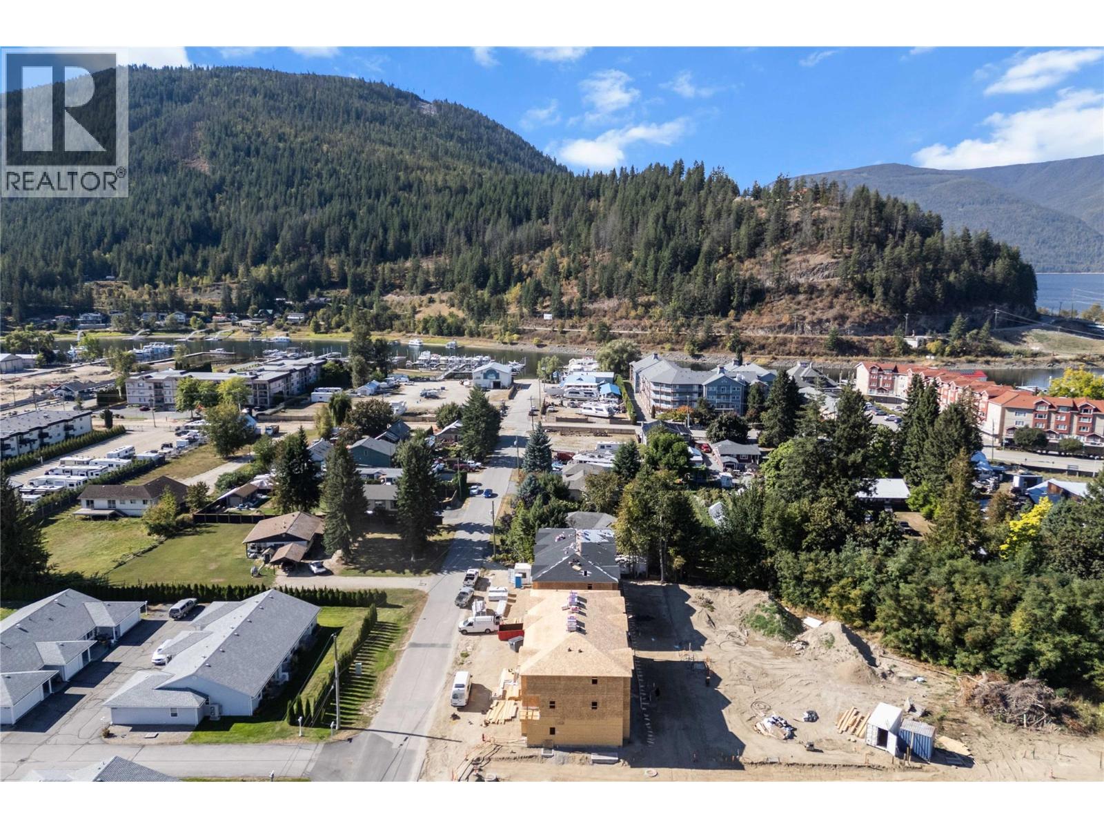 222 Temple Street Unit# 3, Sicamous