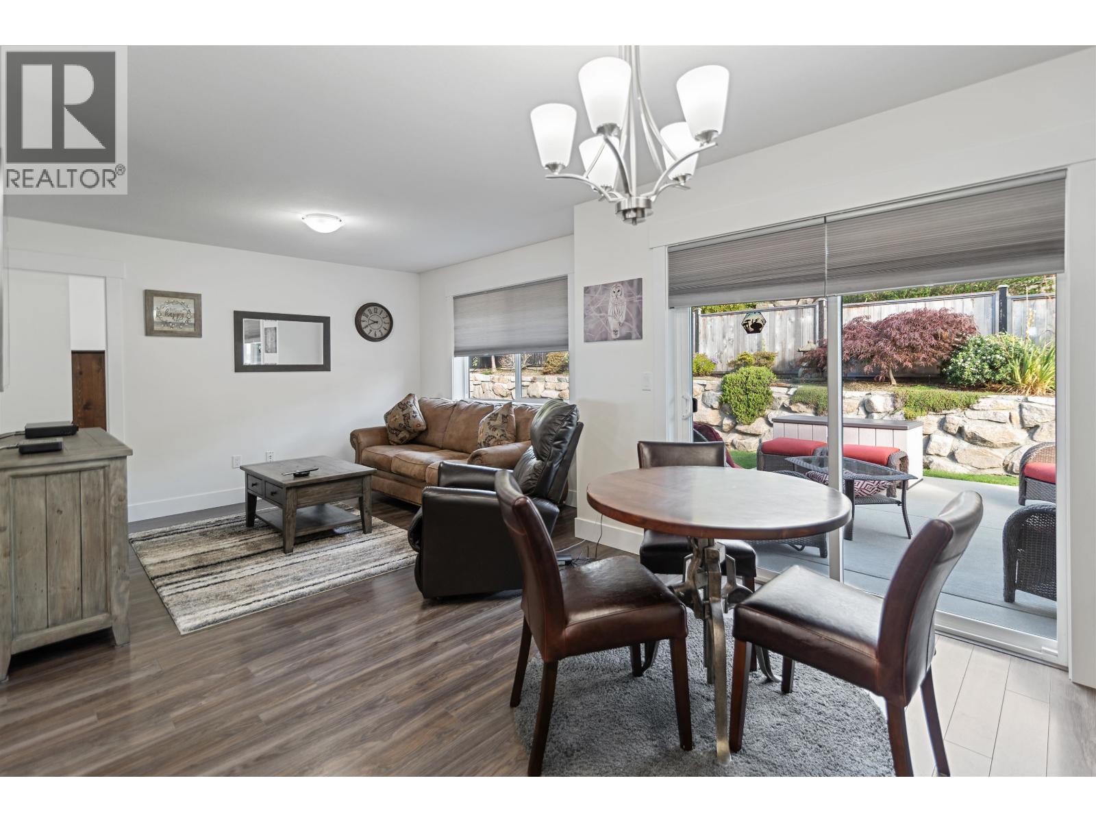 6252 ORACLE ROAD, Sechelt