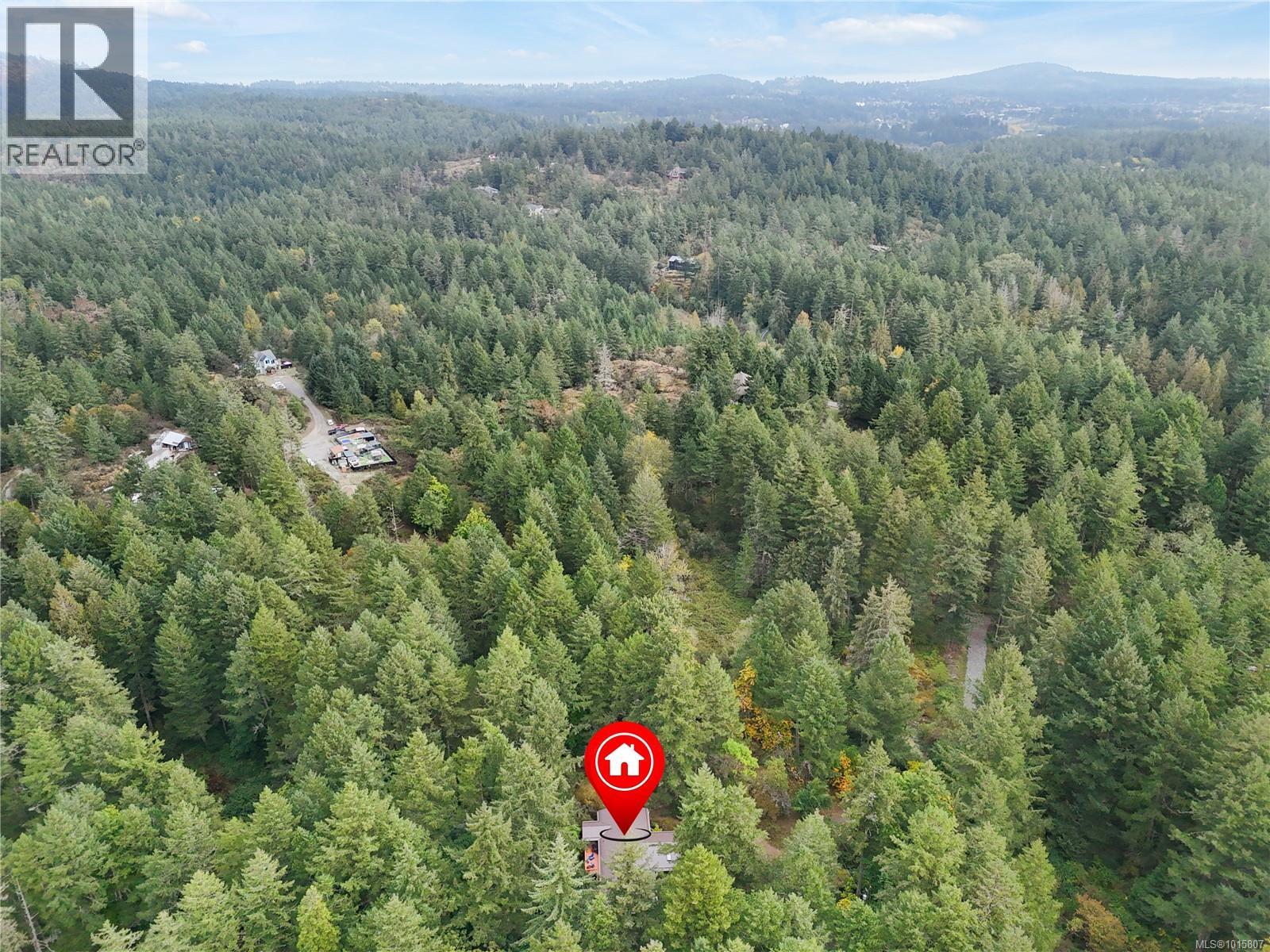  100 Viaduct Avenue West, Saanich