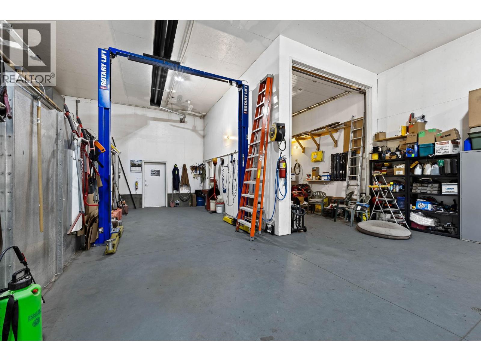 116 COLDWATER Road, Merritt