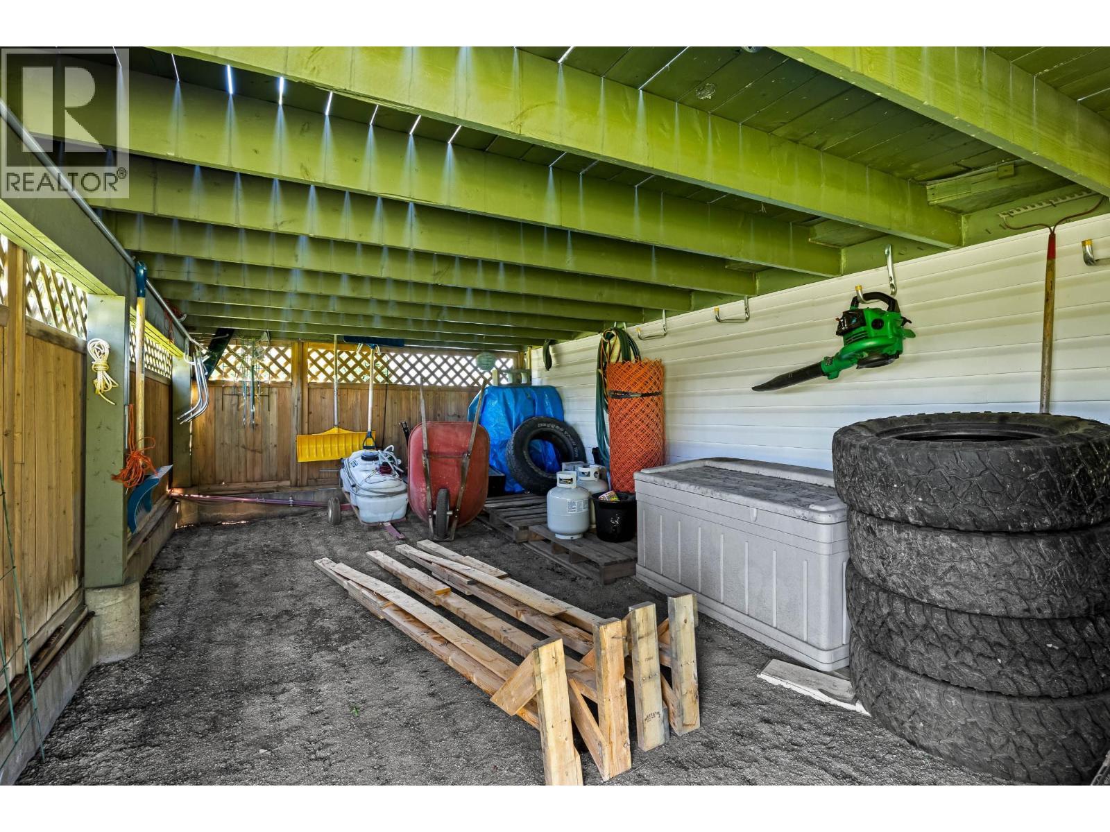 116 COLDWATER Road, Merritt