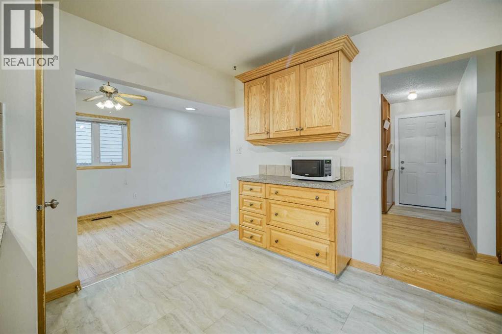 Single Family House Bungalow for Sale in  Boulton Road NW Brentwood Calgary 