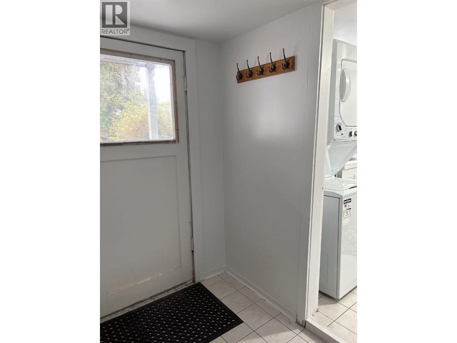 1038 SEVENTH AVENUE, New Westminster