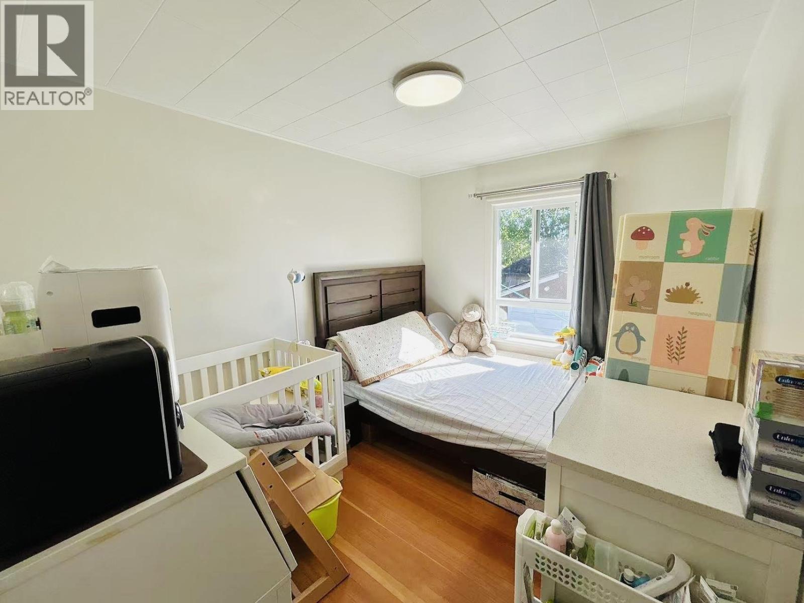 1038 SEVENTH AVENUE, New Westminster