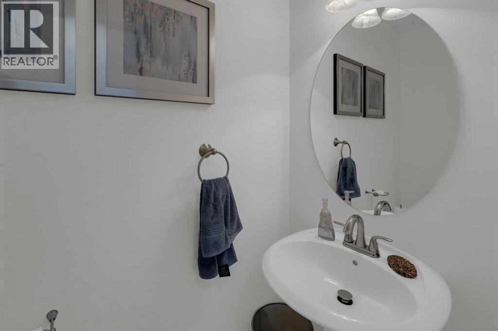 Single Family House for Sale in   Hidden Hills Terrace NW Hidden Valley Calgary 