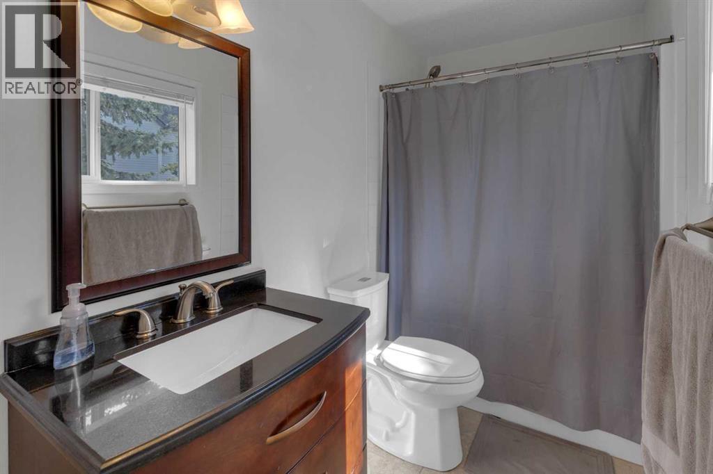 Single Family House for Sale in   Hidden Hills Terrace NW Hidden Valley Calgary 