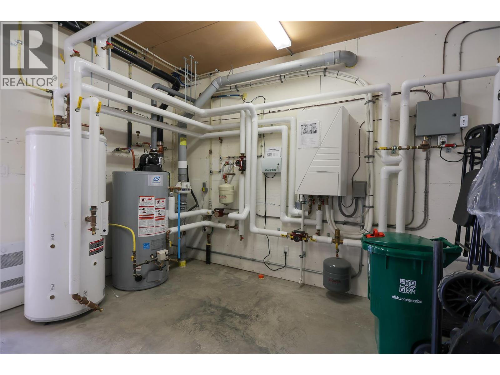 1006 Silvertip Road, Rossland