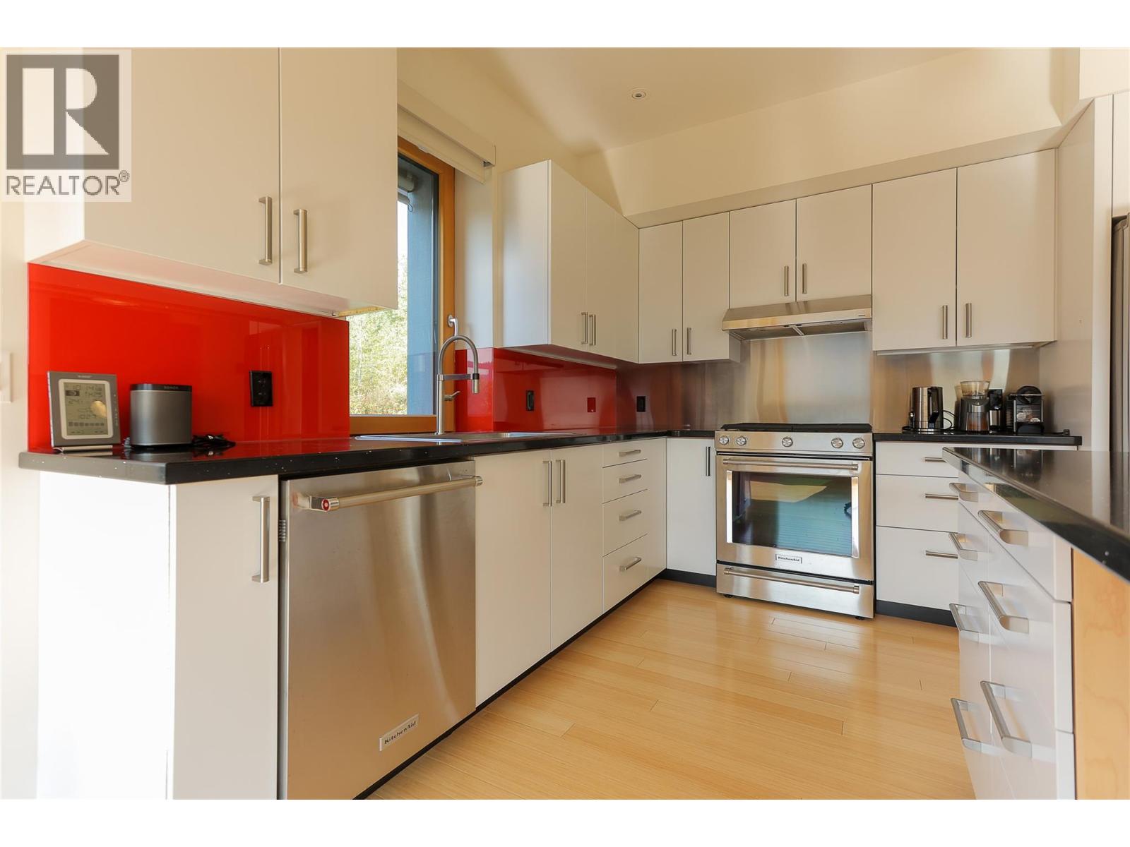 1006 Silvertip Road - 31