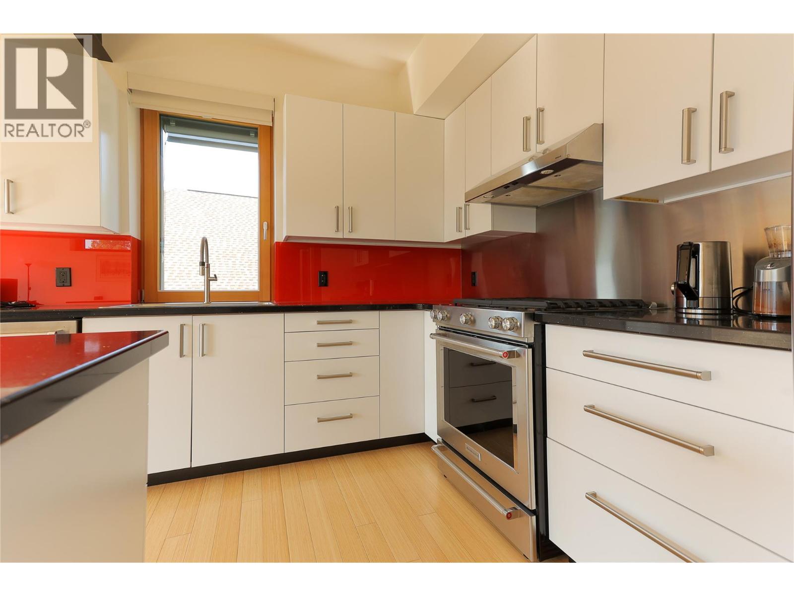 1006 Silvertip Road - 33