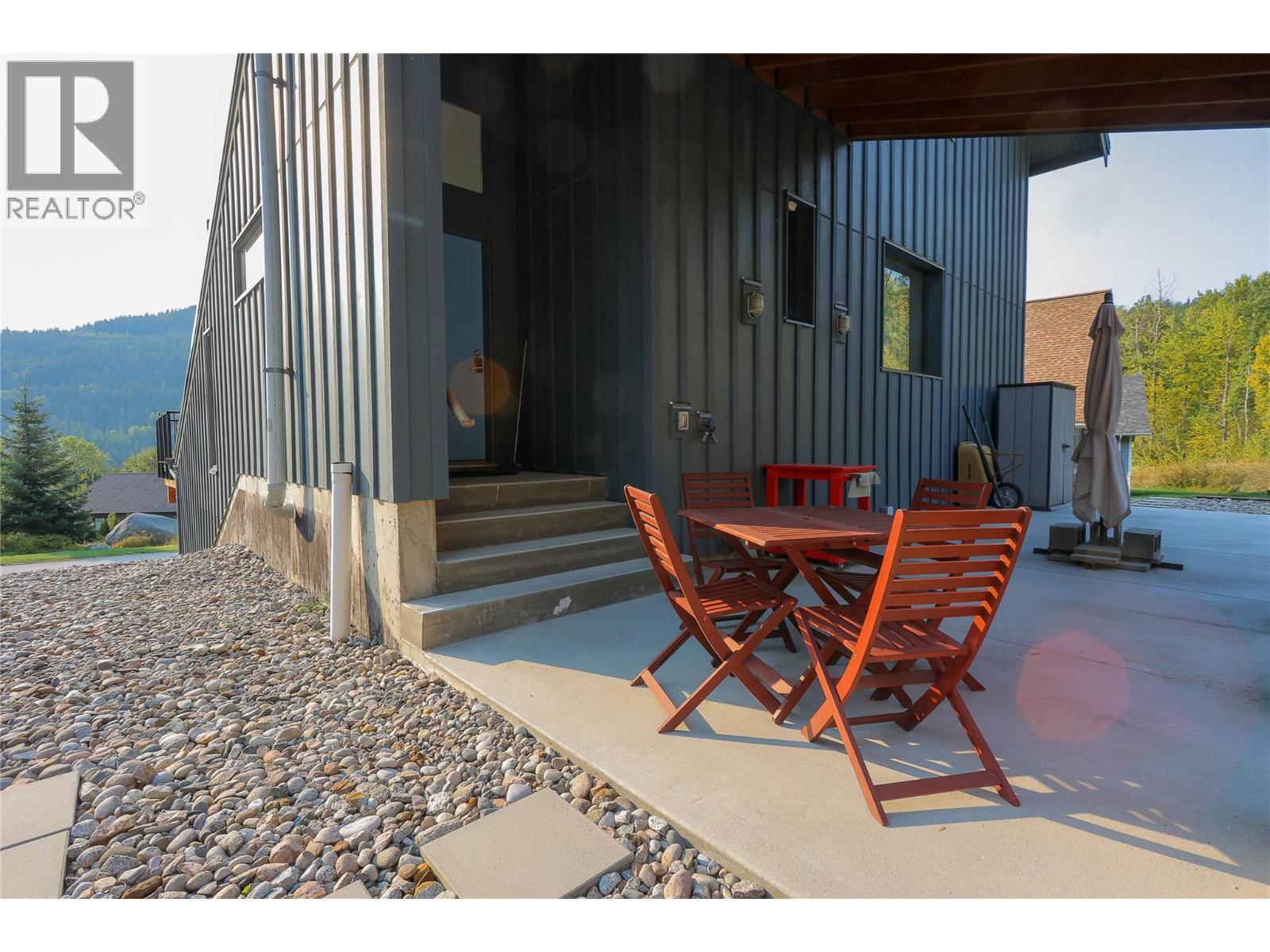 1006 Silvertip Road - 6