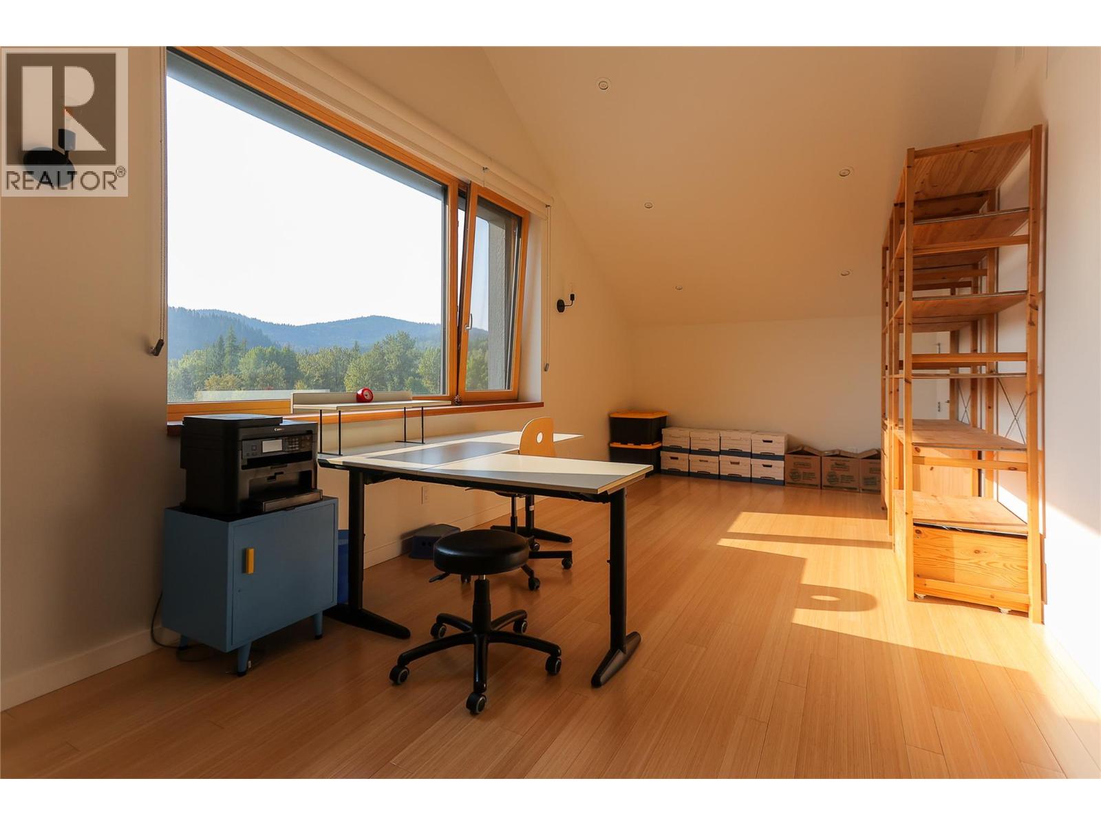 1006 Silvertip Road - 49