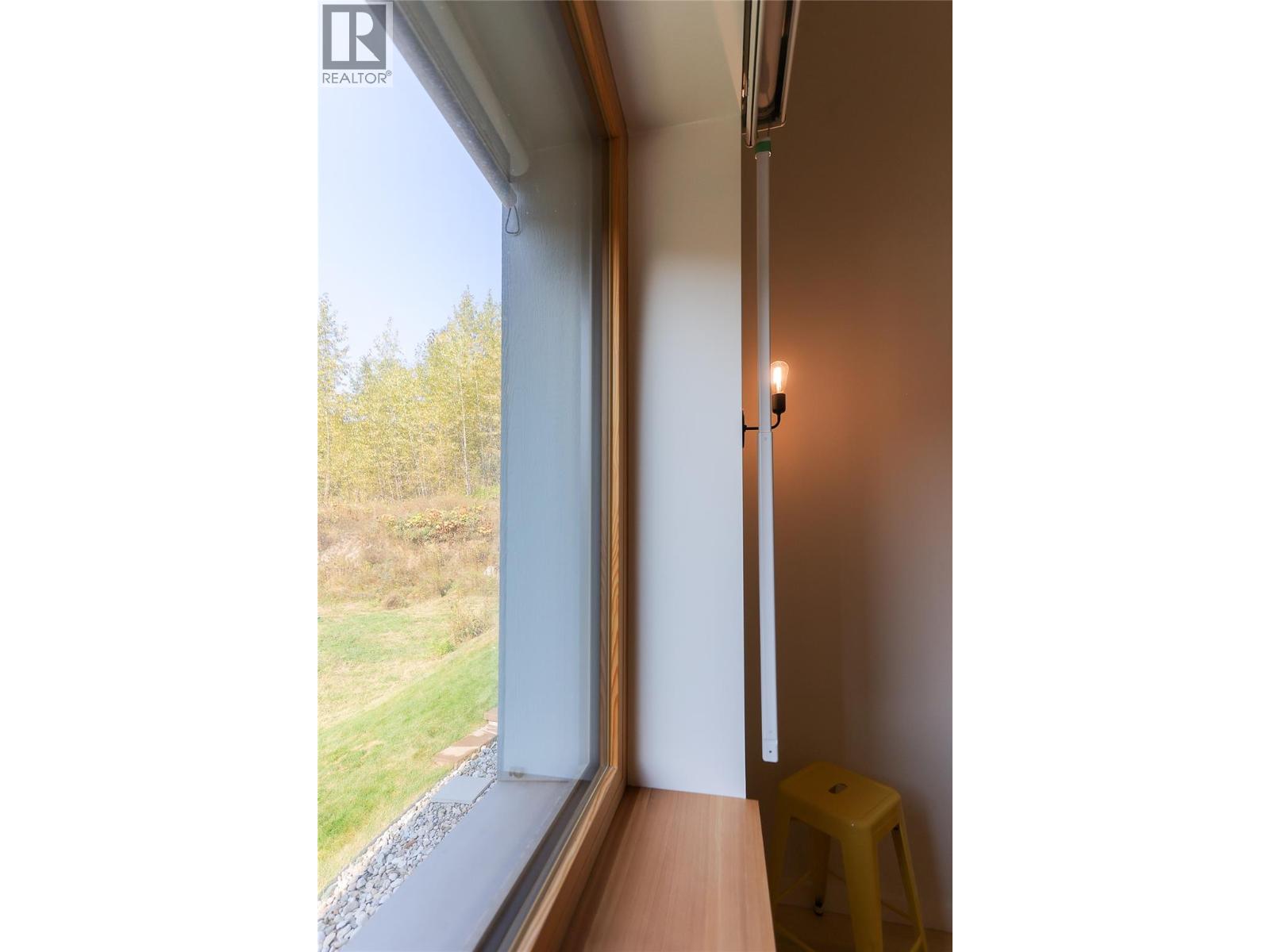 1006 Silvertip Road, Rossland