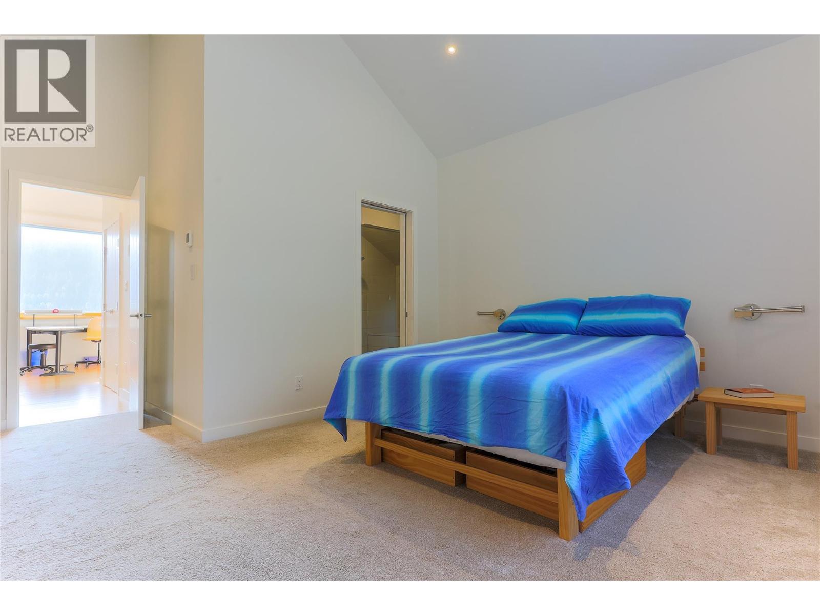 1006 Silvertip Road - 58