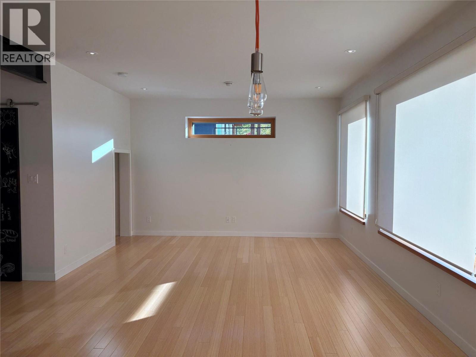 1006 Silvertip Road, Rossland