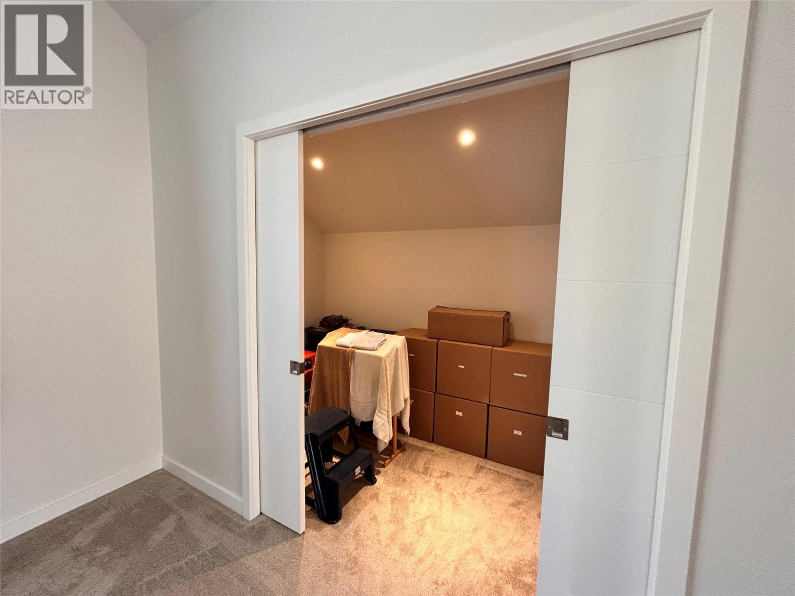 1006 Silvertip Road - 59