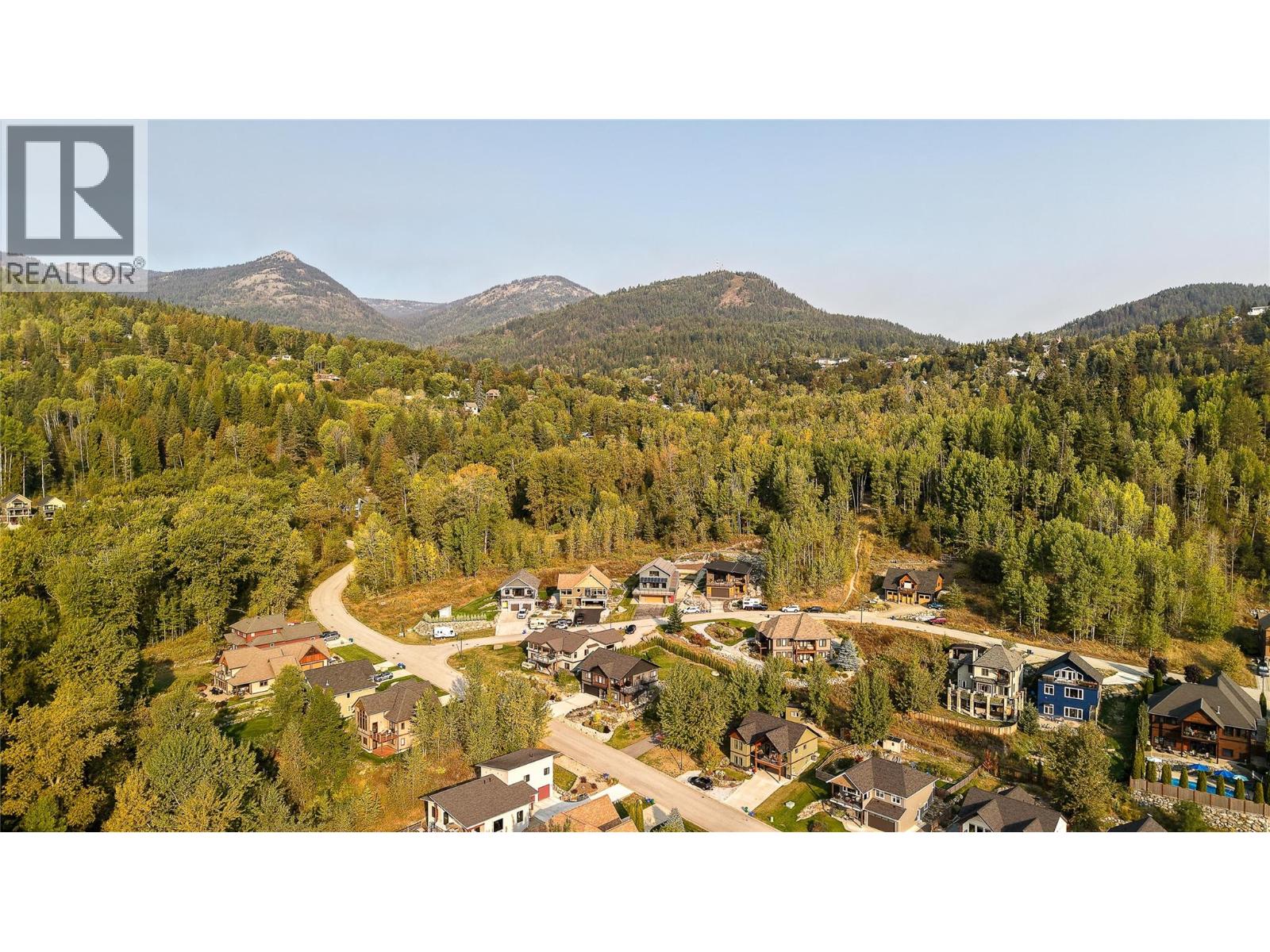 1006 Silvertip Road, Rossland