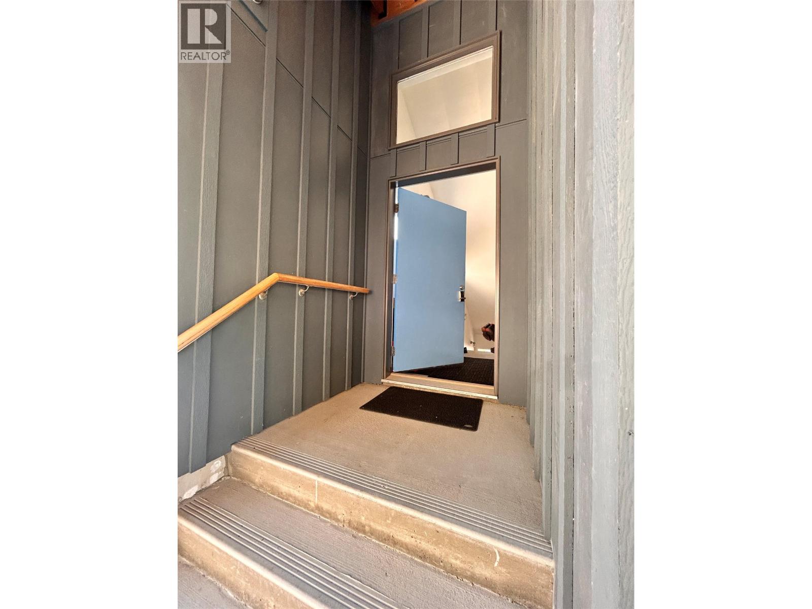 1006 Silvertip Road - 65