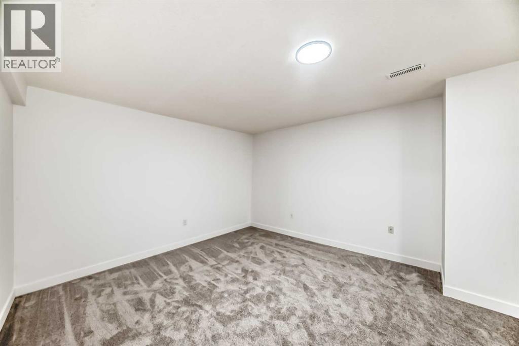 Single Family House for Sale in  Martinglen Way NE Martindale Calgary 