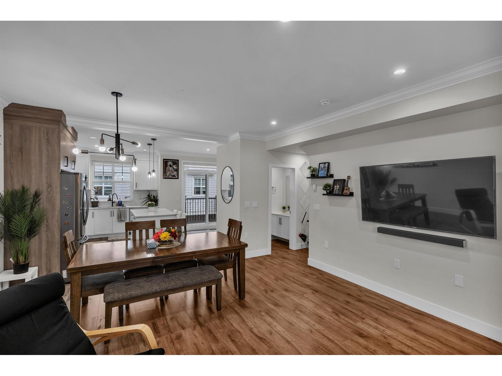 11 2033 MCKENZIE ROAD, Abbotsford