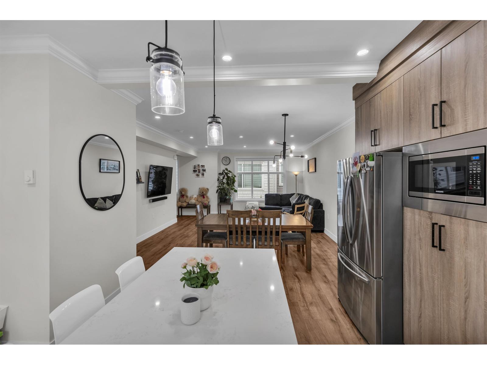 11 2033 MCKENZIE ROAD, Abbotsford