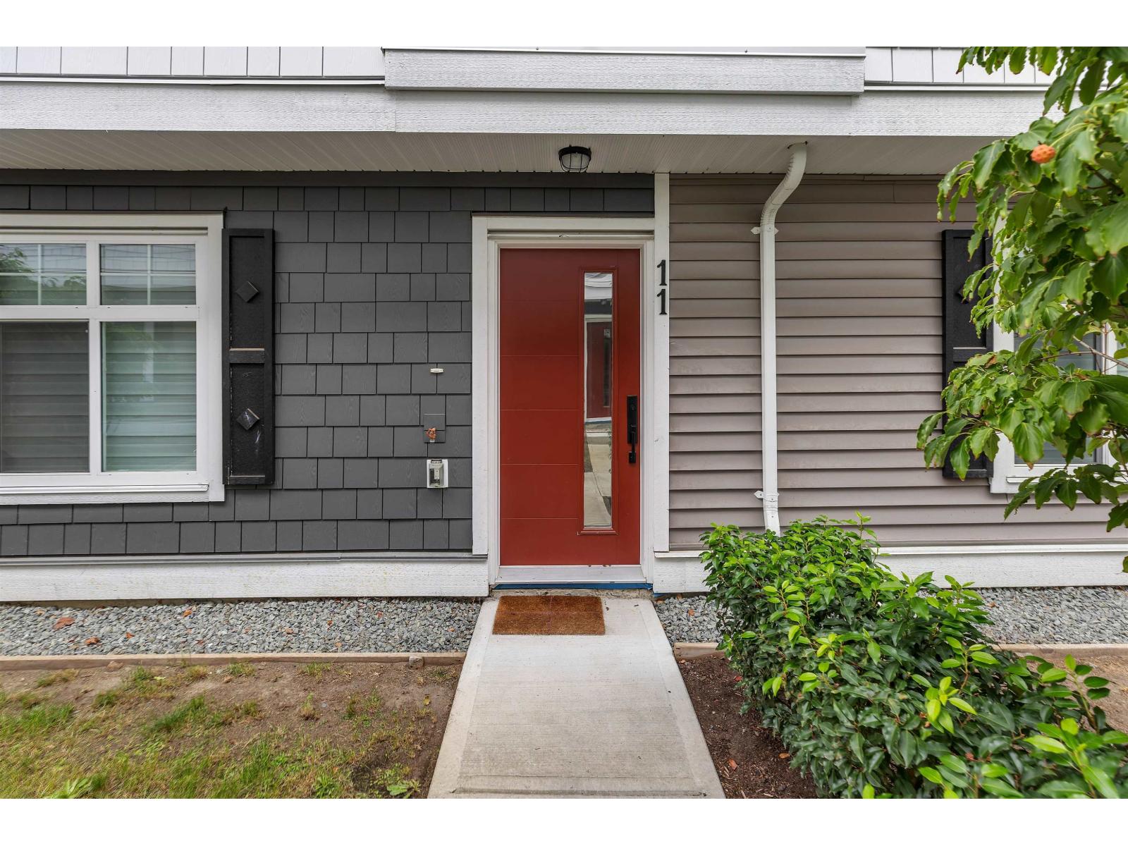 11 2033 MCKENZIE ROAD, Abbotsford