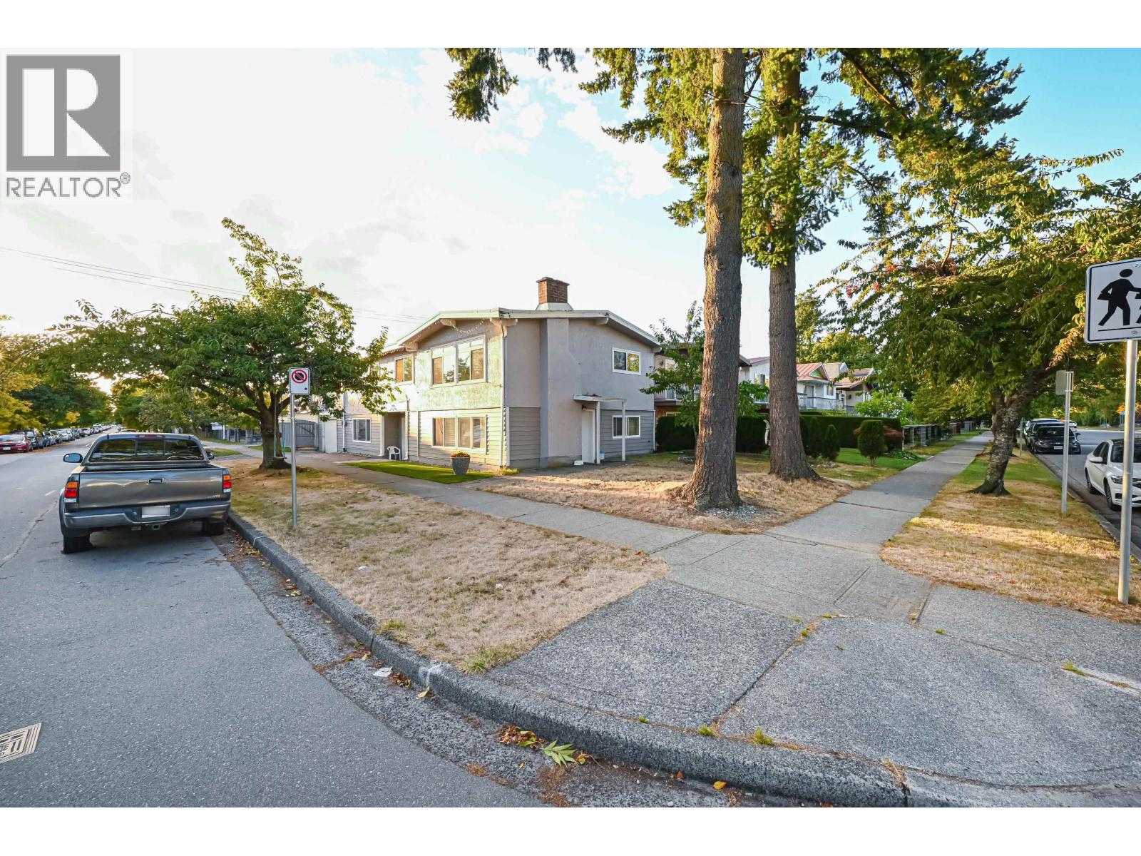 2295 E 48TH AVENUE, Vancouver