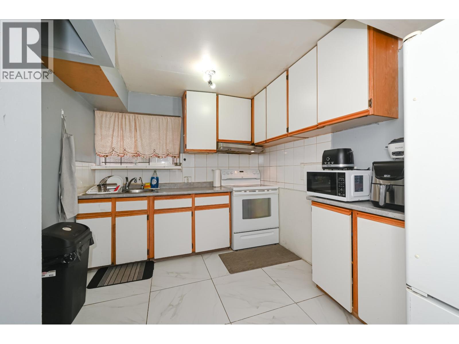 2295 E 48TH AVENUE, Vancouver