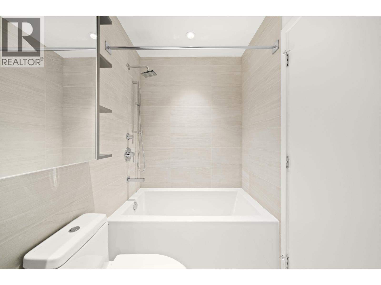 569 6600 MINORU BOULEVARD, Richmond