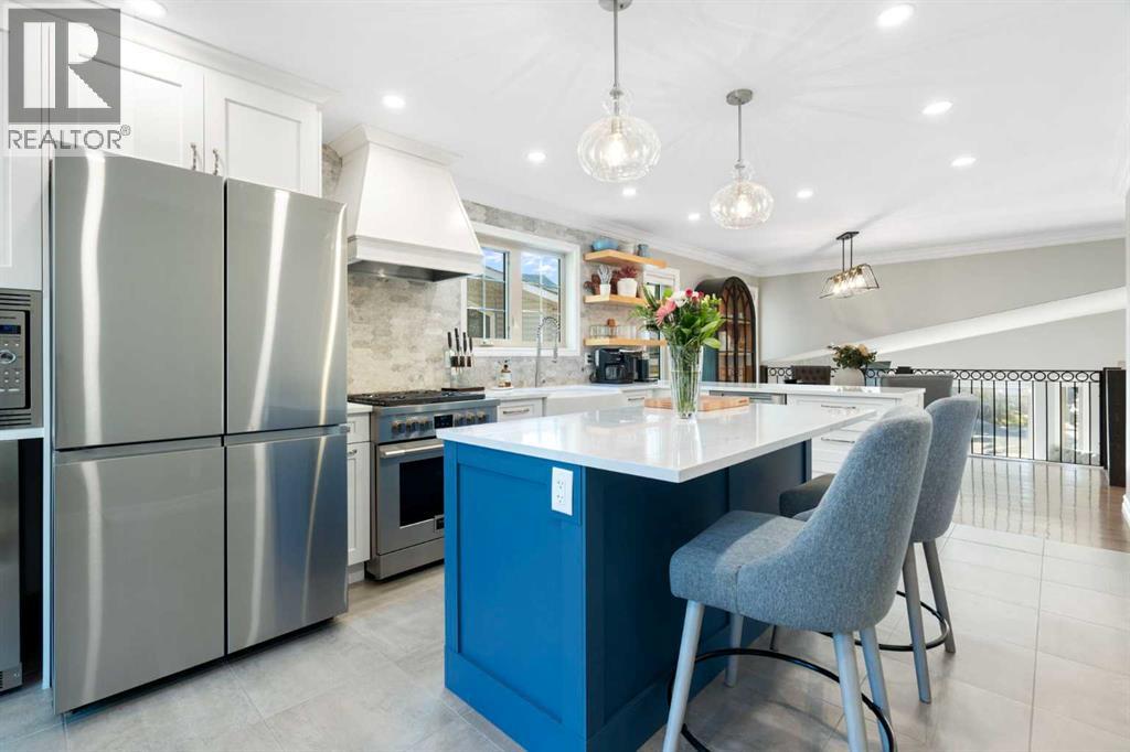 Single Family House 4 Level for Sale in  Scenic Cove Place NW Scenic Acres Calgary 
