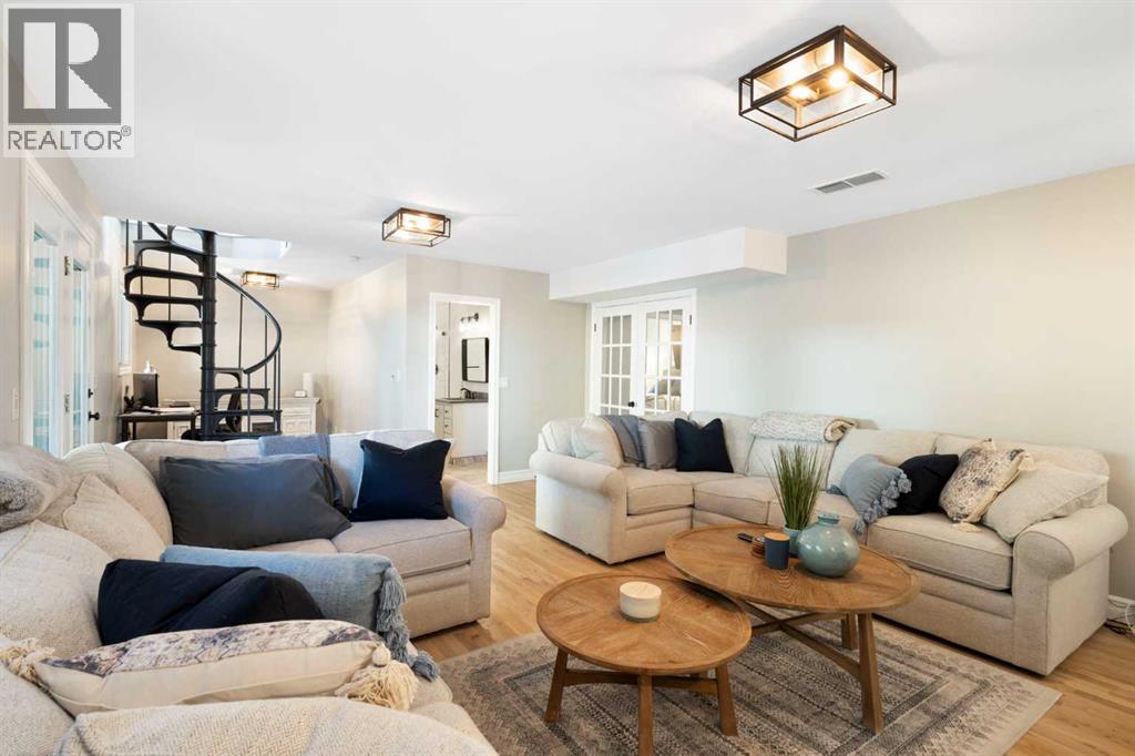 Single Family House 4 Level for Sale in  Scenic Cove Place NW Scenic Acres Calgary 