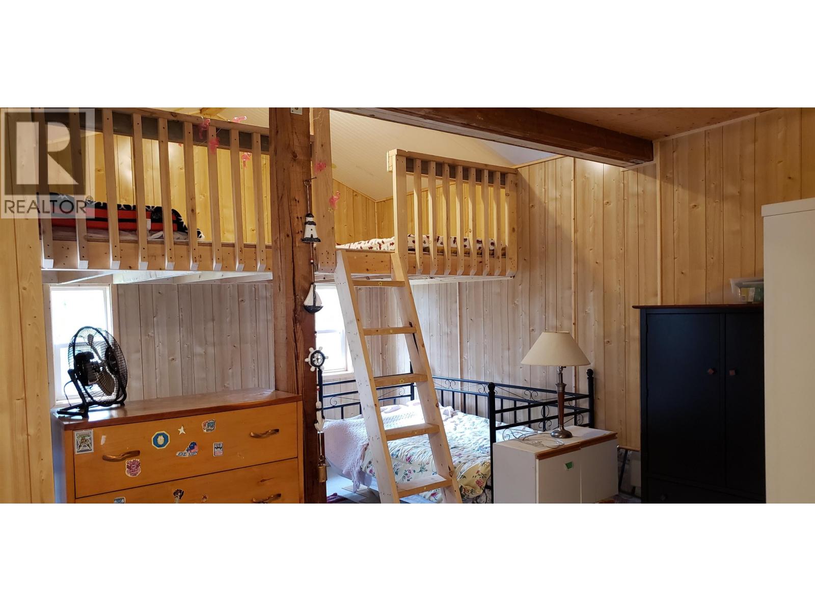 7641 BURGESS ROAD, Lone Butte