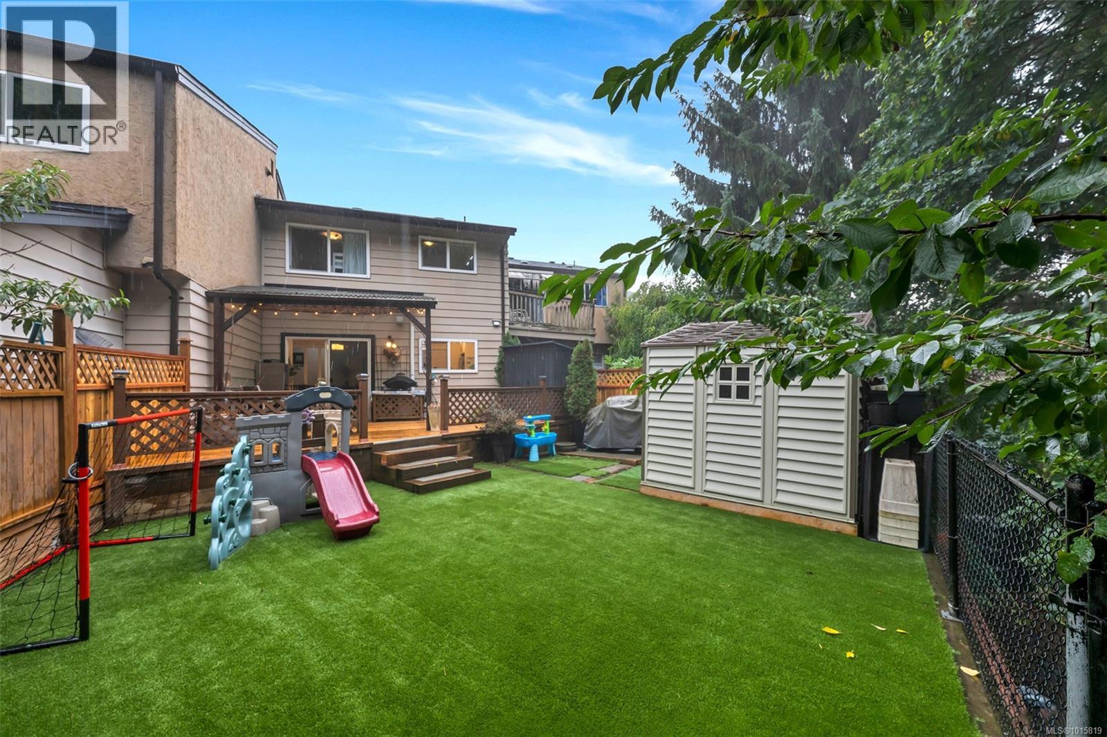 113 2860 Sooke Lake Rd, Langford