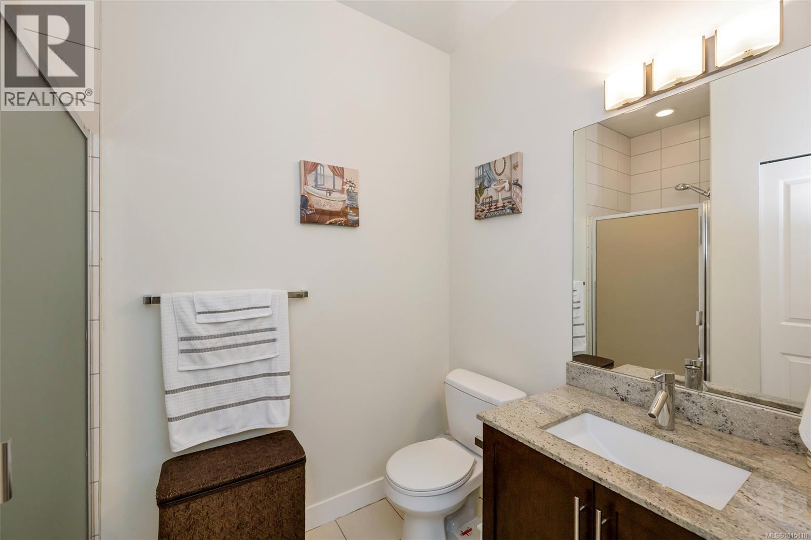 404 662 Goldstream Avenue, Langford