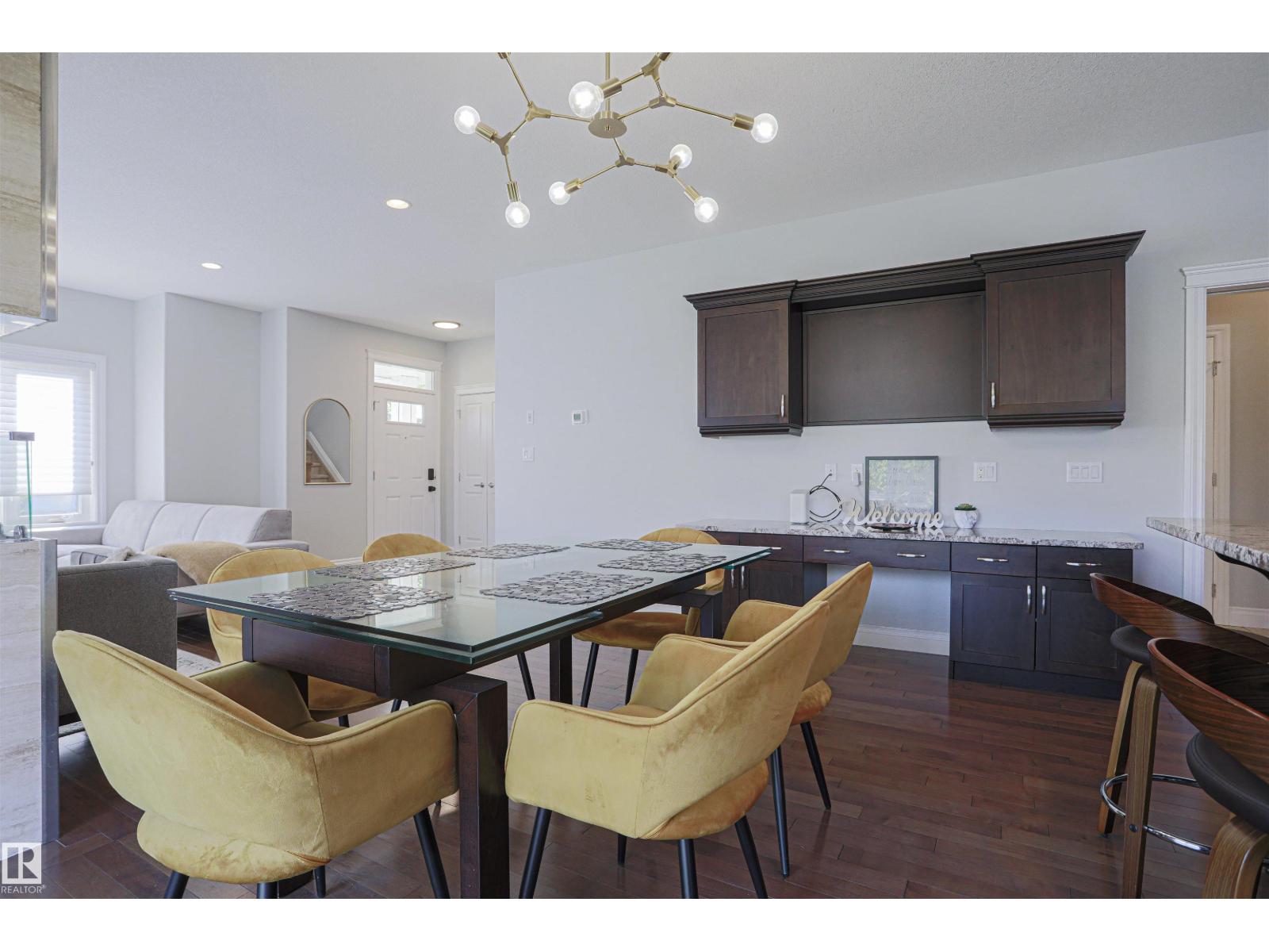 8804 100 ST NW, Edmonton