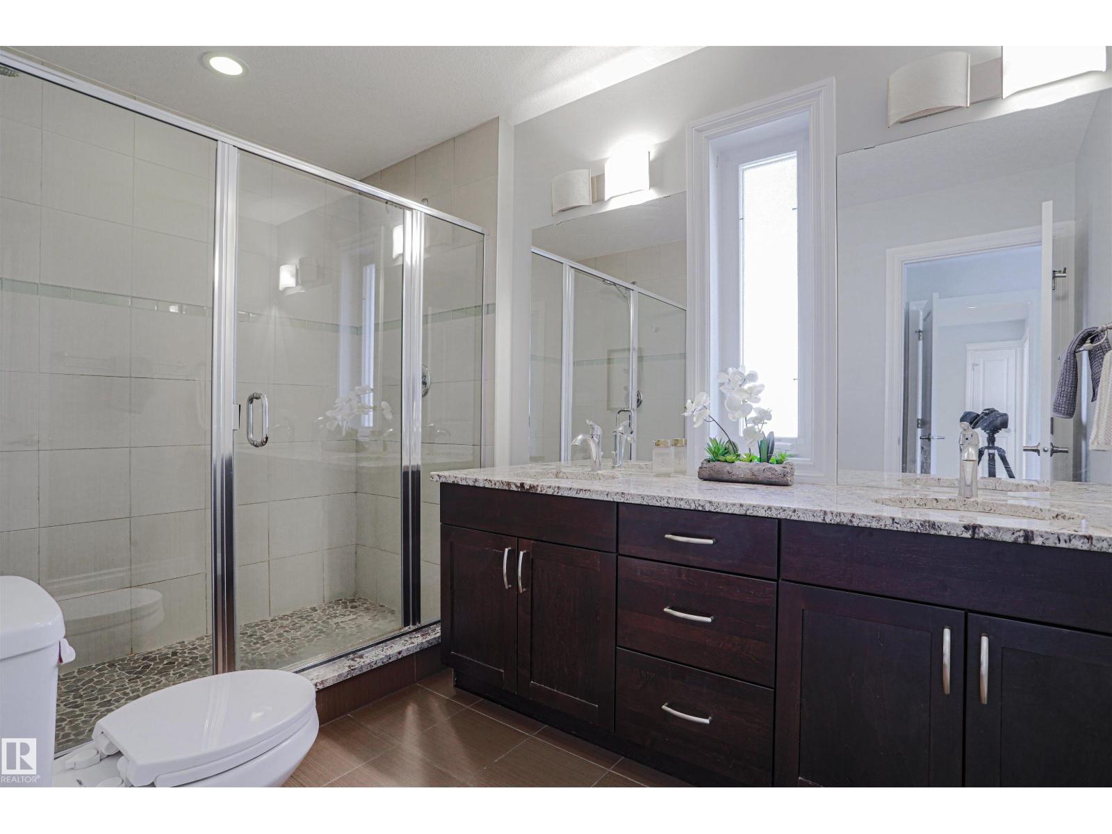 8804 100 ST NW, Edmonton