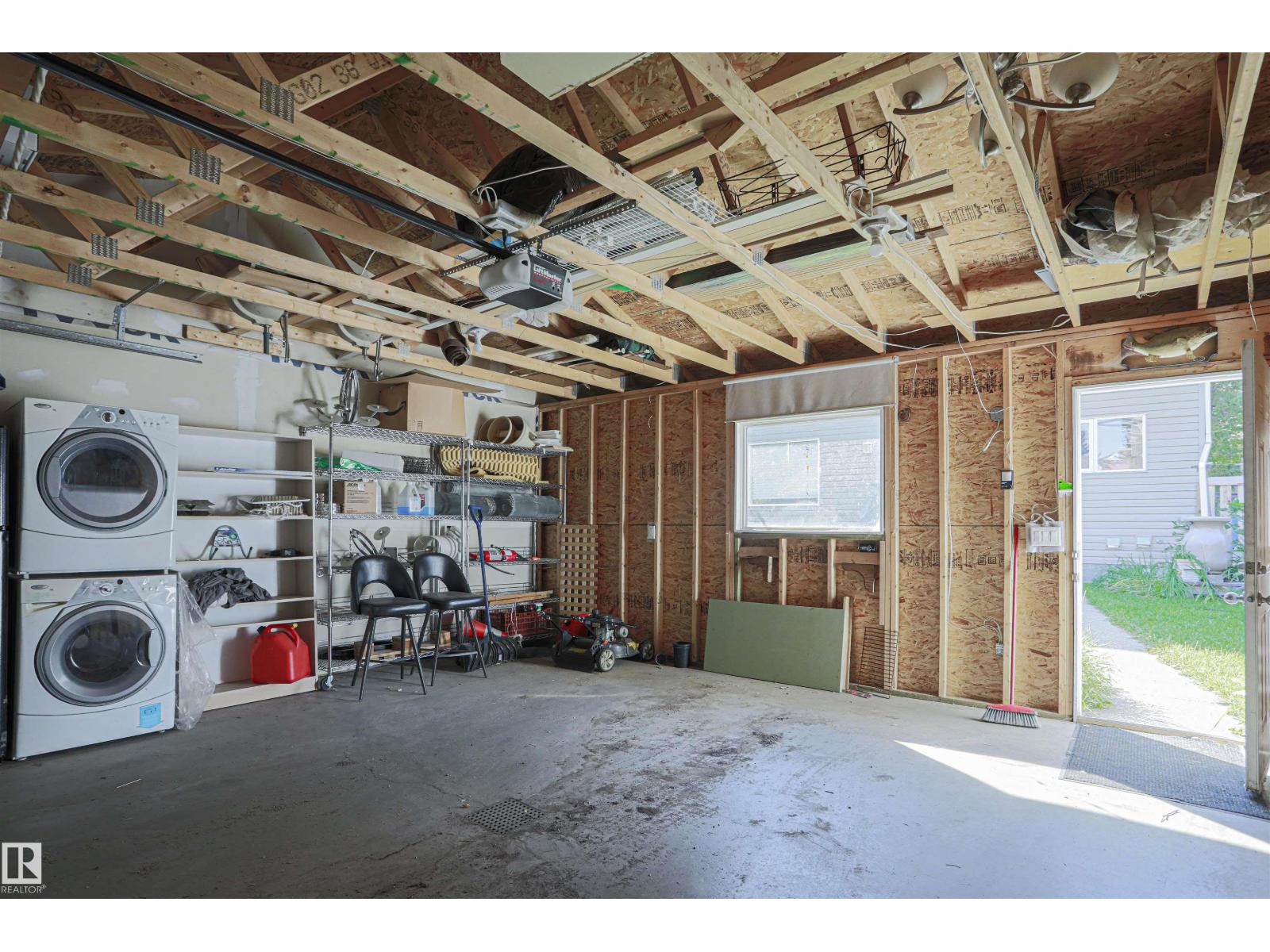 8804 100 ST NW, Edmonton