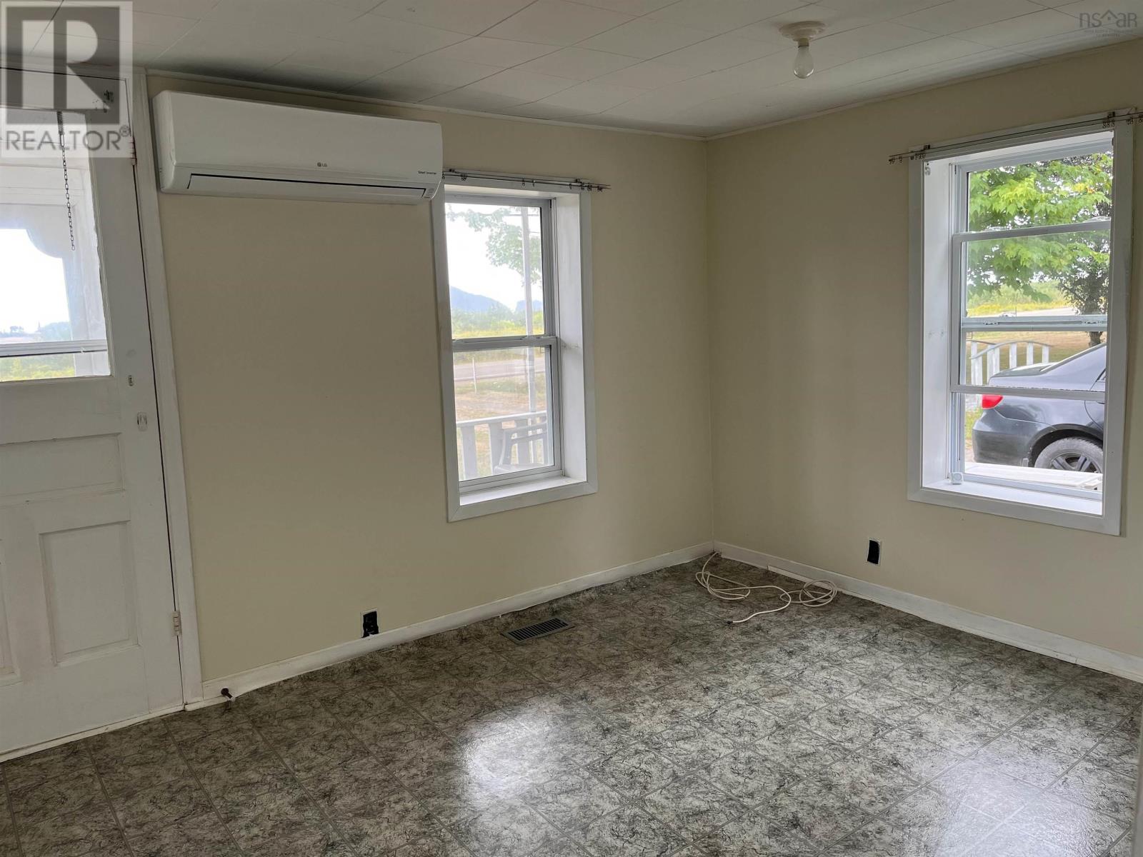 Property 9 of 30 of 607 Highway 2