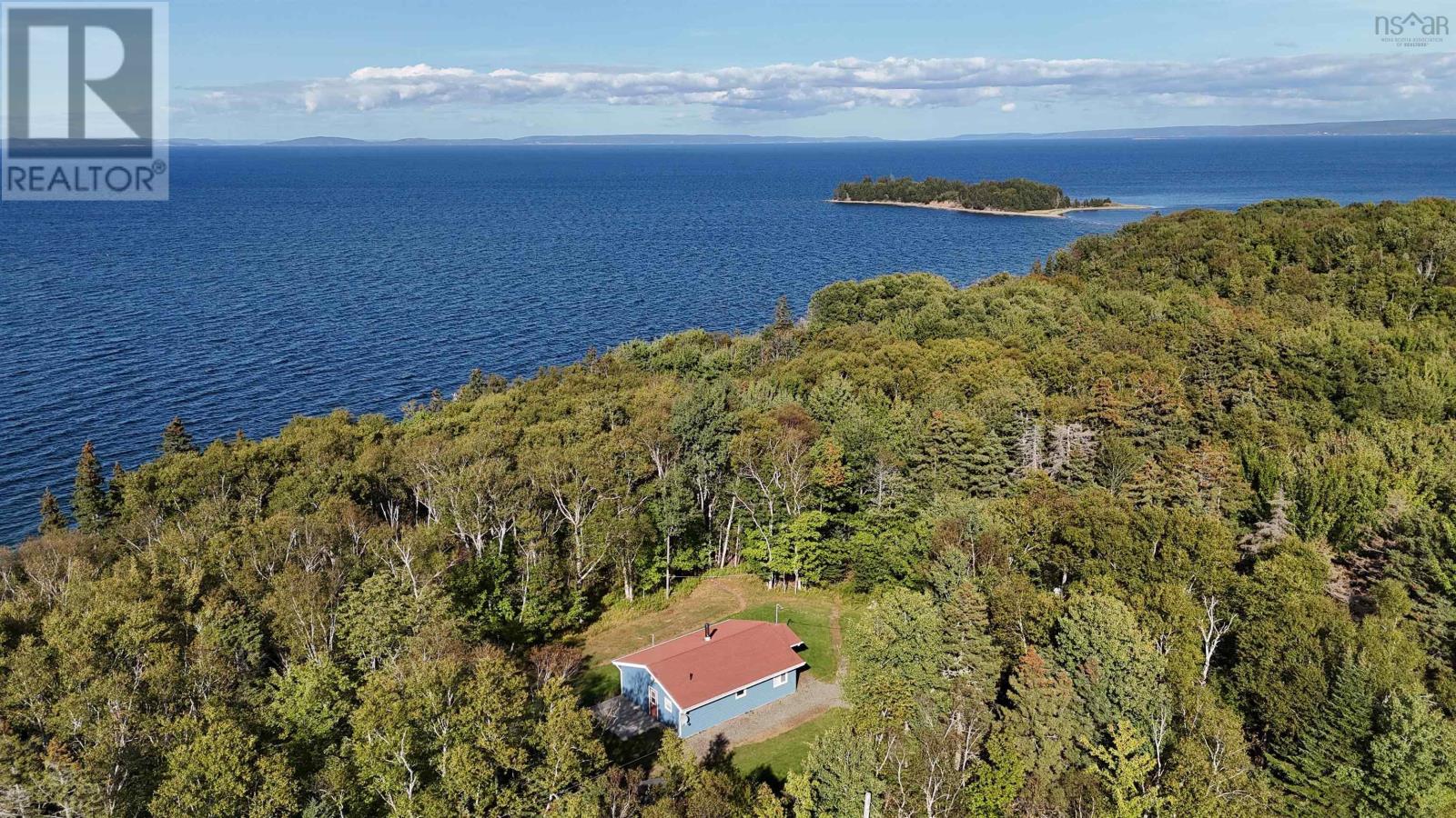 Property photo of 5735 West Bay Rd