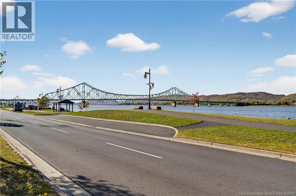 42 Water Street - Photo 3 of 38, Campbellton, New Brunswick