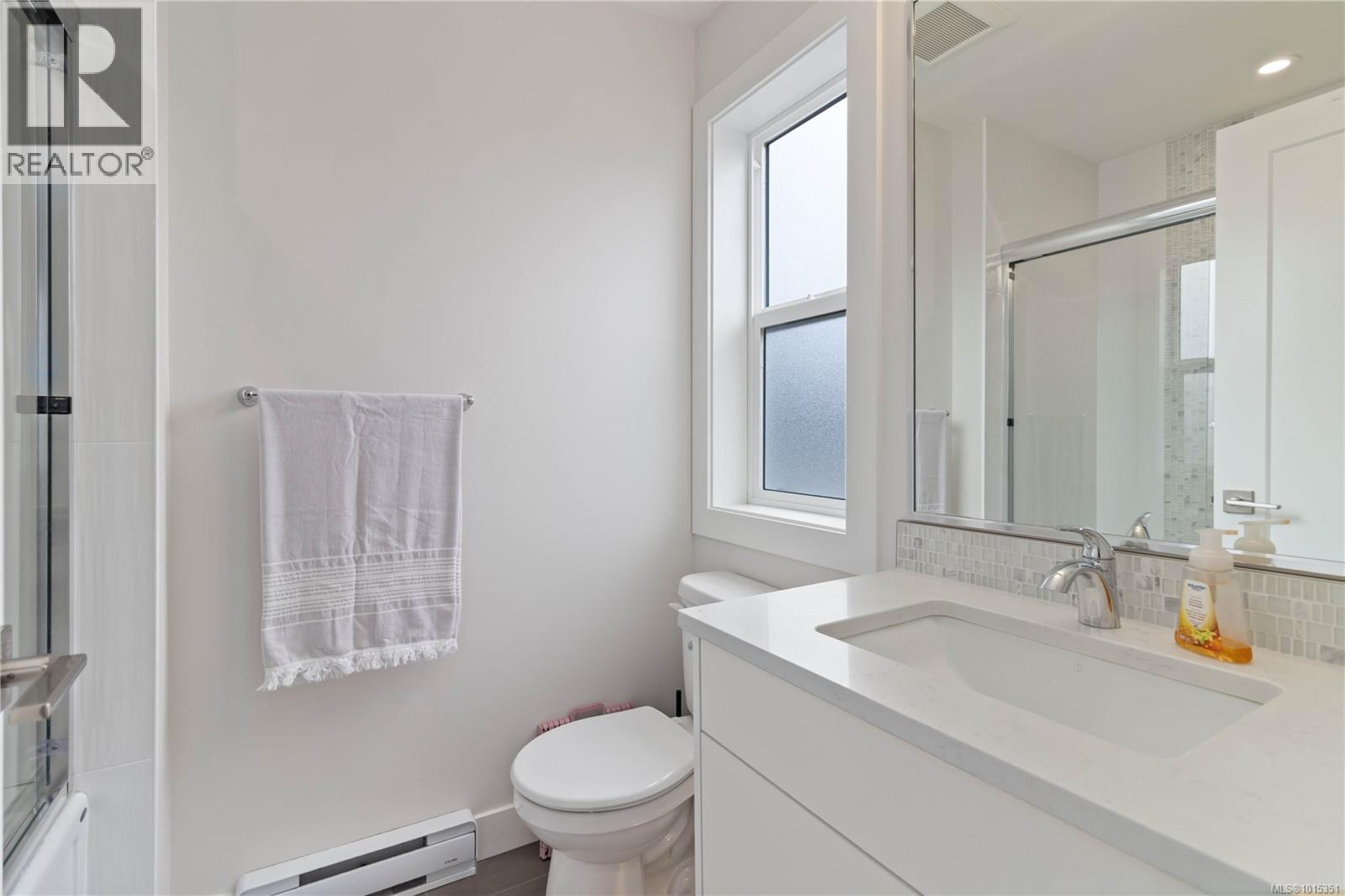 106 3429 Happy Valley Road, Langford