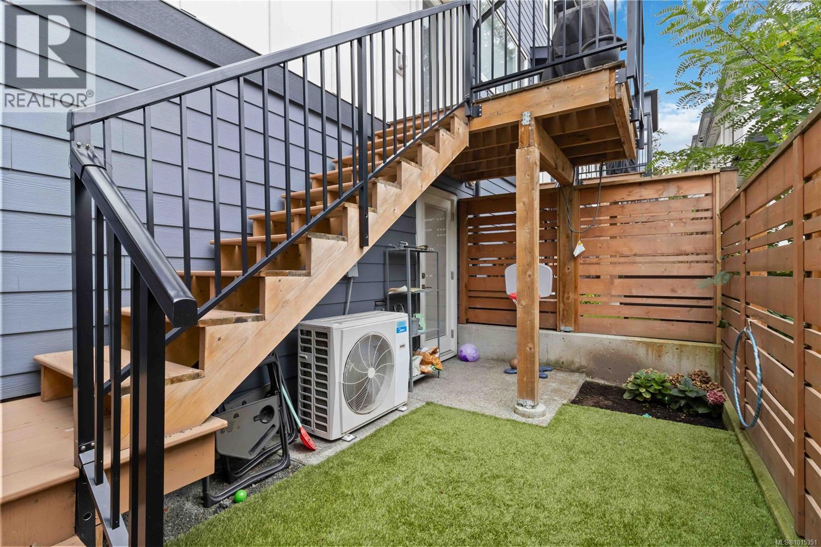 106 3429 Happy Valley Road, Langford