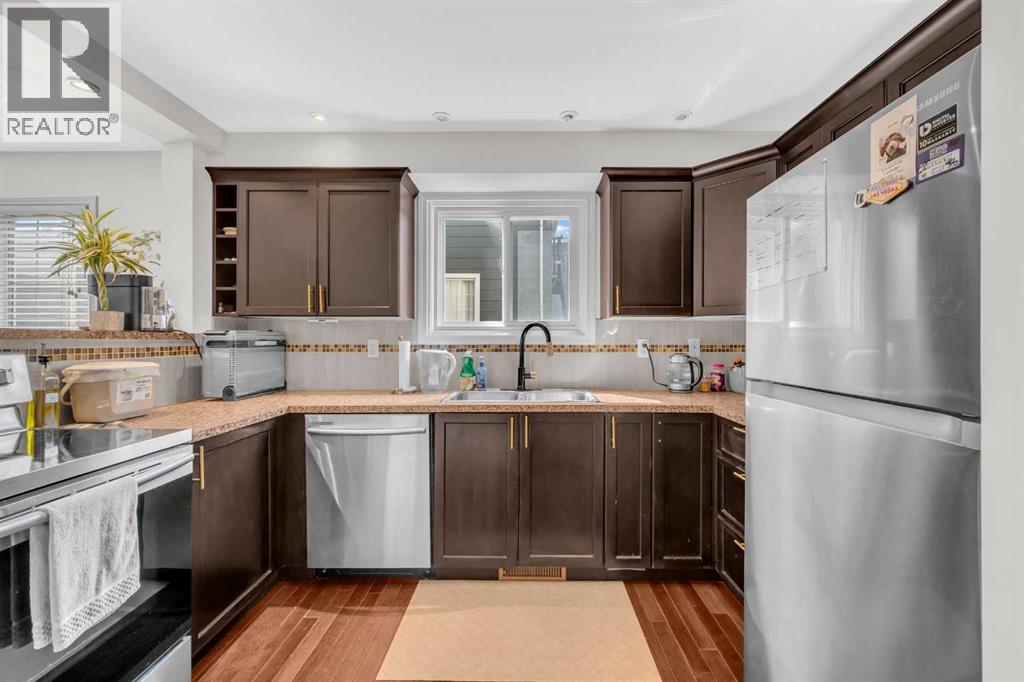 Single Family House for Sale in   Avenue NE Tuxedo Park Calgary 