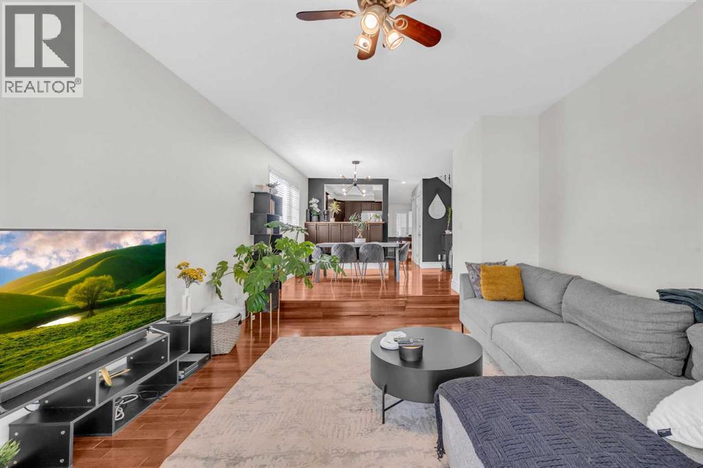 Single Family House for Sale in   Avenue NE Tuxedo Park Calgary 